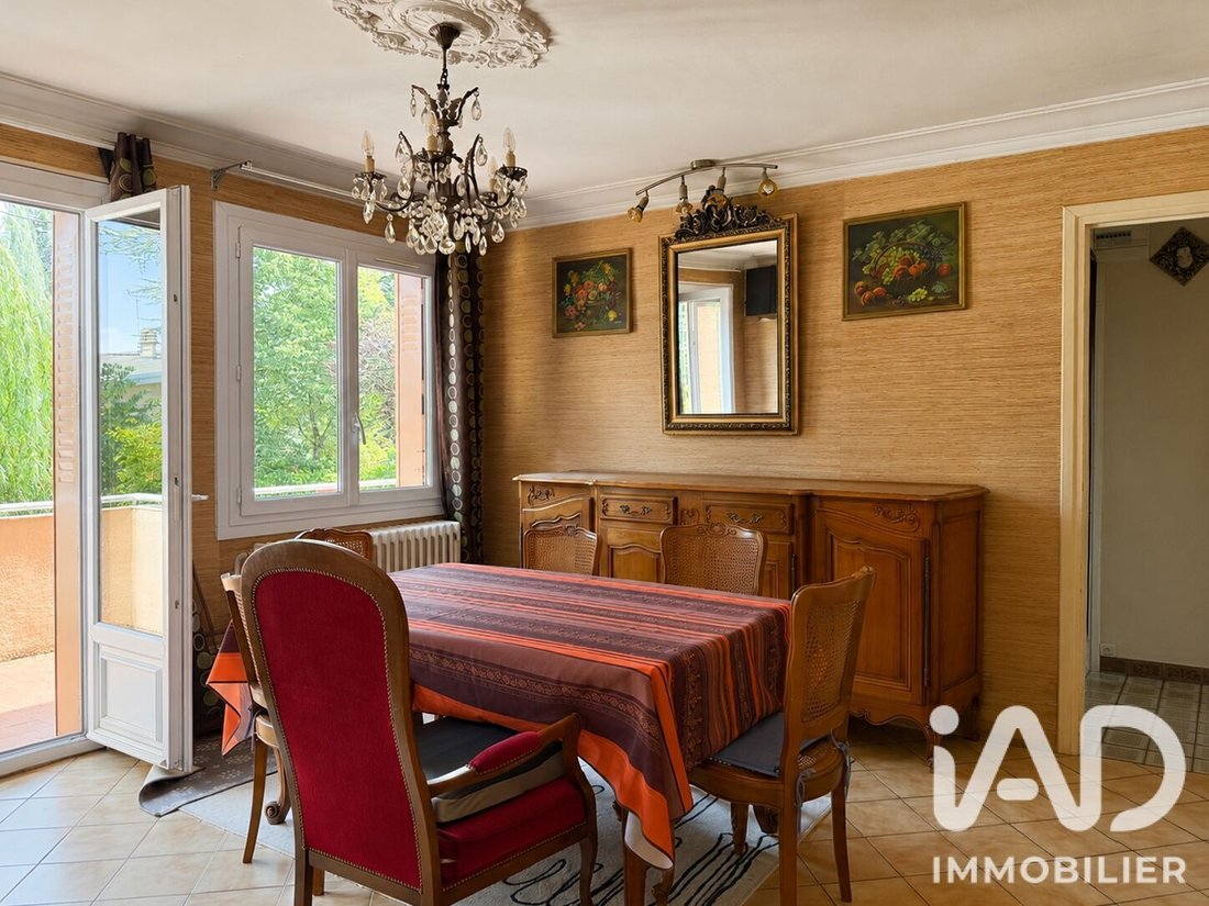 House in Sainte-Foy-lès-Lyon, Auvergne-Rhône-Alpes, France 3 - 19019534