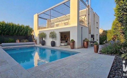 House in Centre Ville Sud Ouest, Bussy-Saint-Georges, France 1