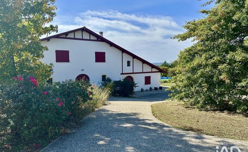 Haus in Bardos, Neu-Aquitanien, Frankreich 1