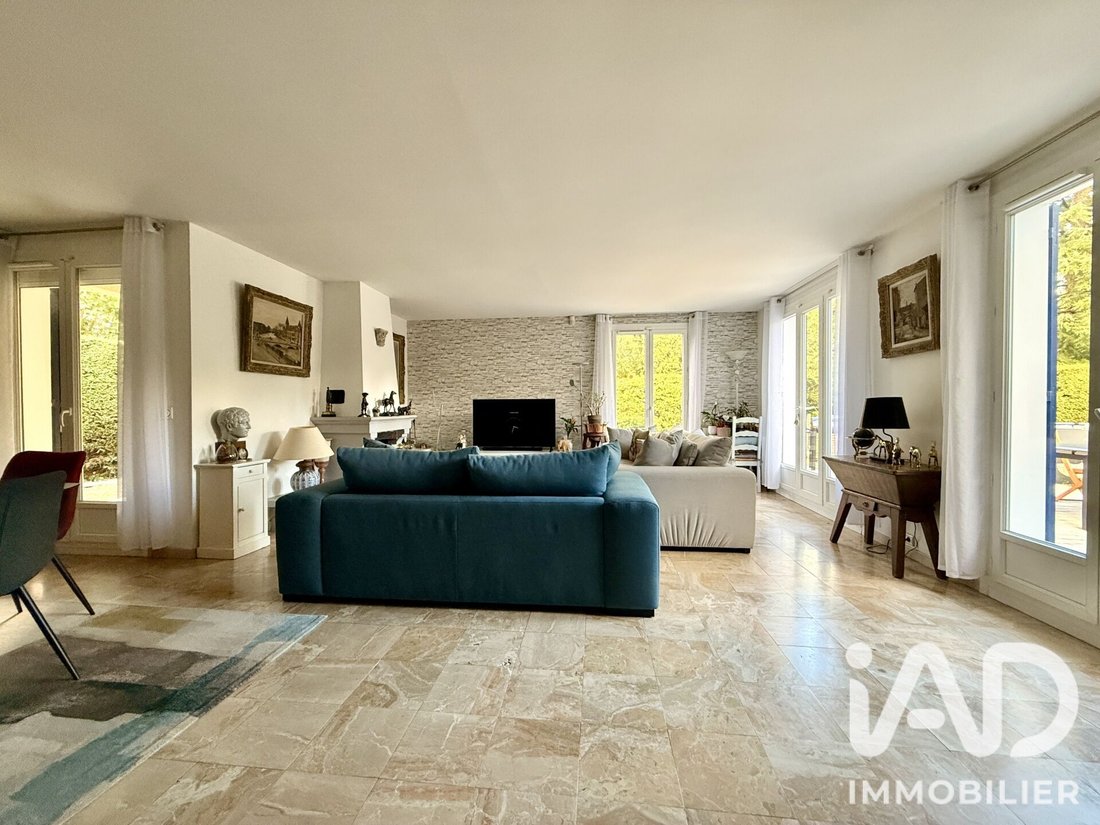 Casa en Les Sablons, Villecresnes, Francia 2 - 19019645