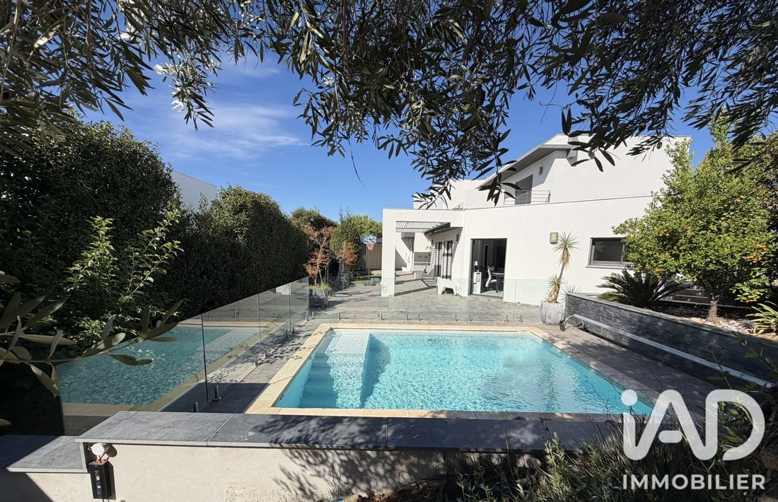 Casa en Villeneuve-de-la-Raho, Occitania, Francia 1 - 19019637
