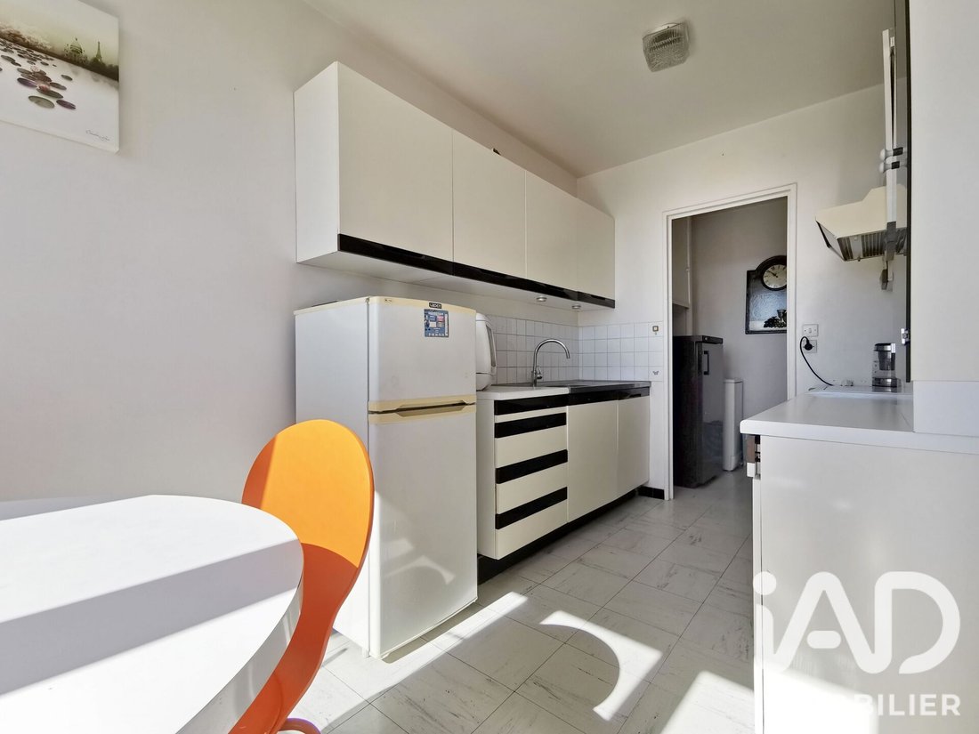 Apartment in Arrondissement of Bobigny, Ile-de-France, France 5 - 19019623