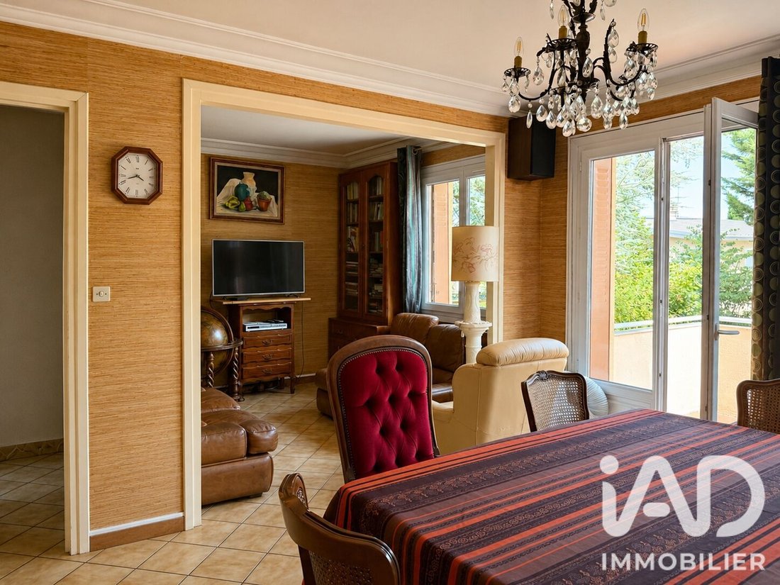 House in Sainte-Foy-lès-Lyon, Auvergne-Rhône-Alpes, France 2 - 19019534