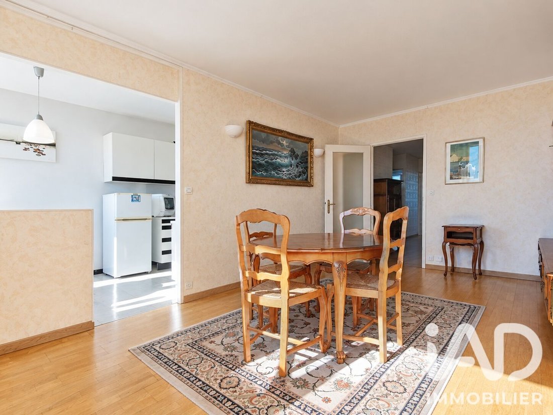 Apartment in Arrondissement of Bobigny, Ile-de-France, France 1 - 19019623