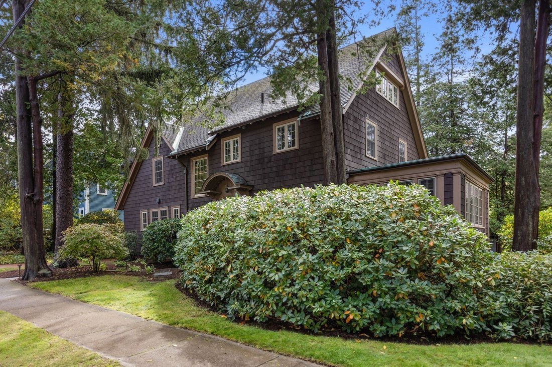 Casa a Newton, Massachusetts, Stati Uniti 2 - 19019763