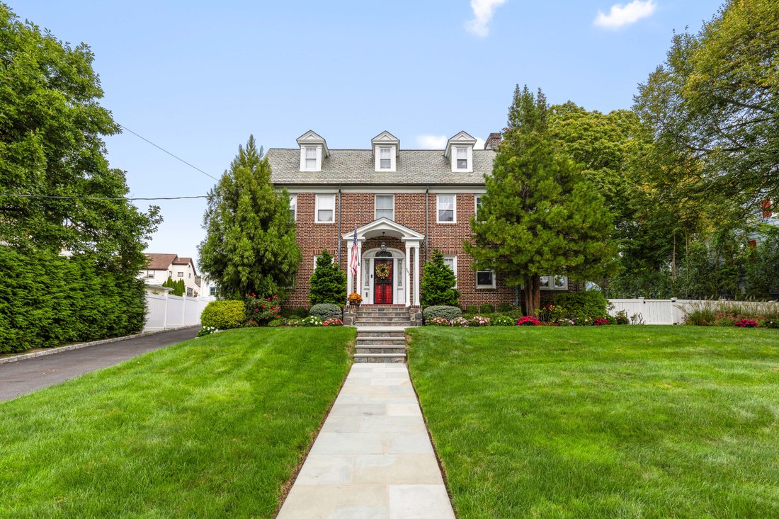 House in Port Chester, New York, United States 1 - 19019731