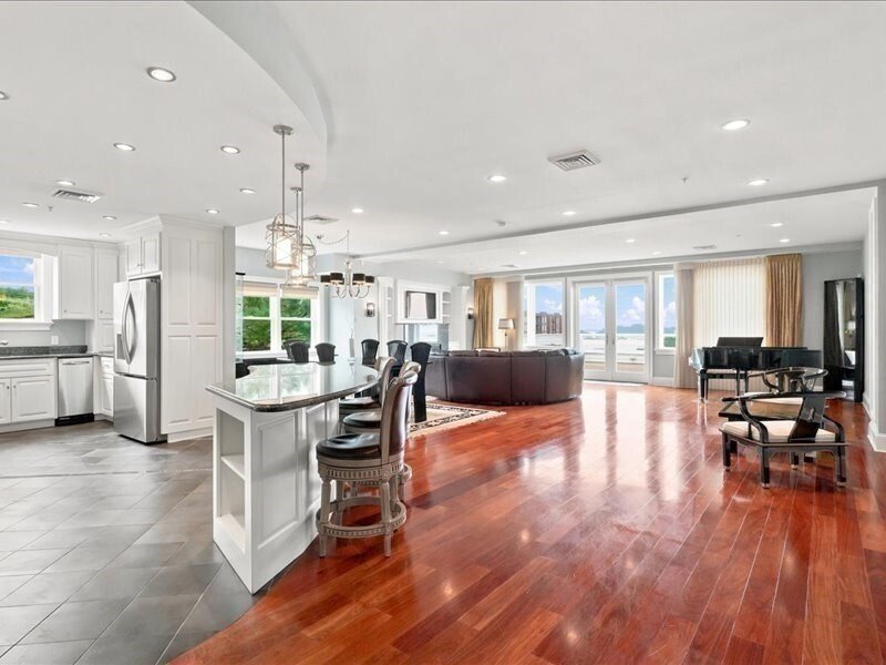 Condo in Hull, Massachusetts, United States 3 - 19019758