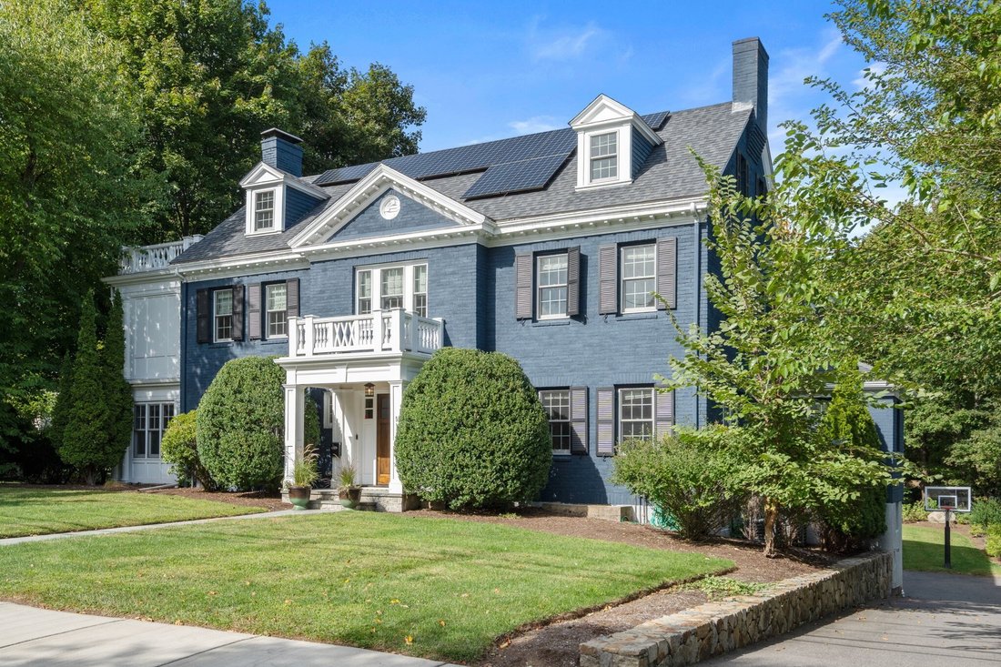 House in Newton, Massachusetts, United States 1 - 19019752