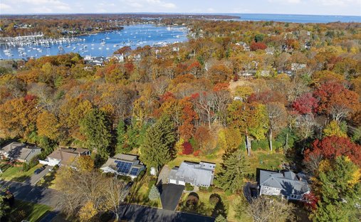 Casa a Halesite, New York, Stati Uniti 1