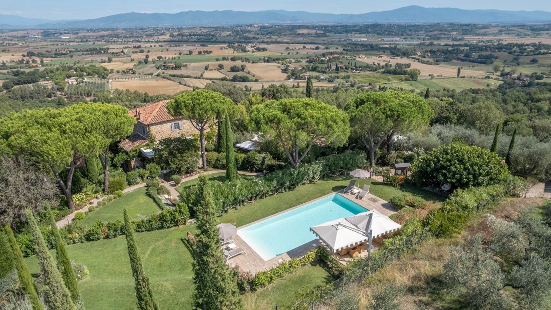 Country House in Lucignano, Tuscany, Italy 1 - 19019850