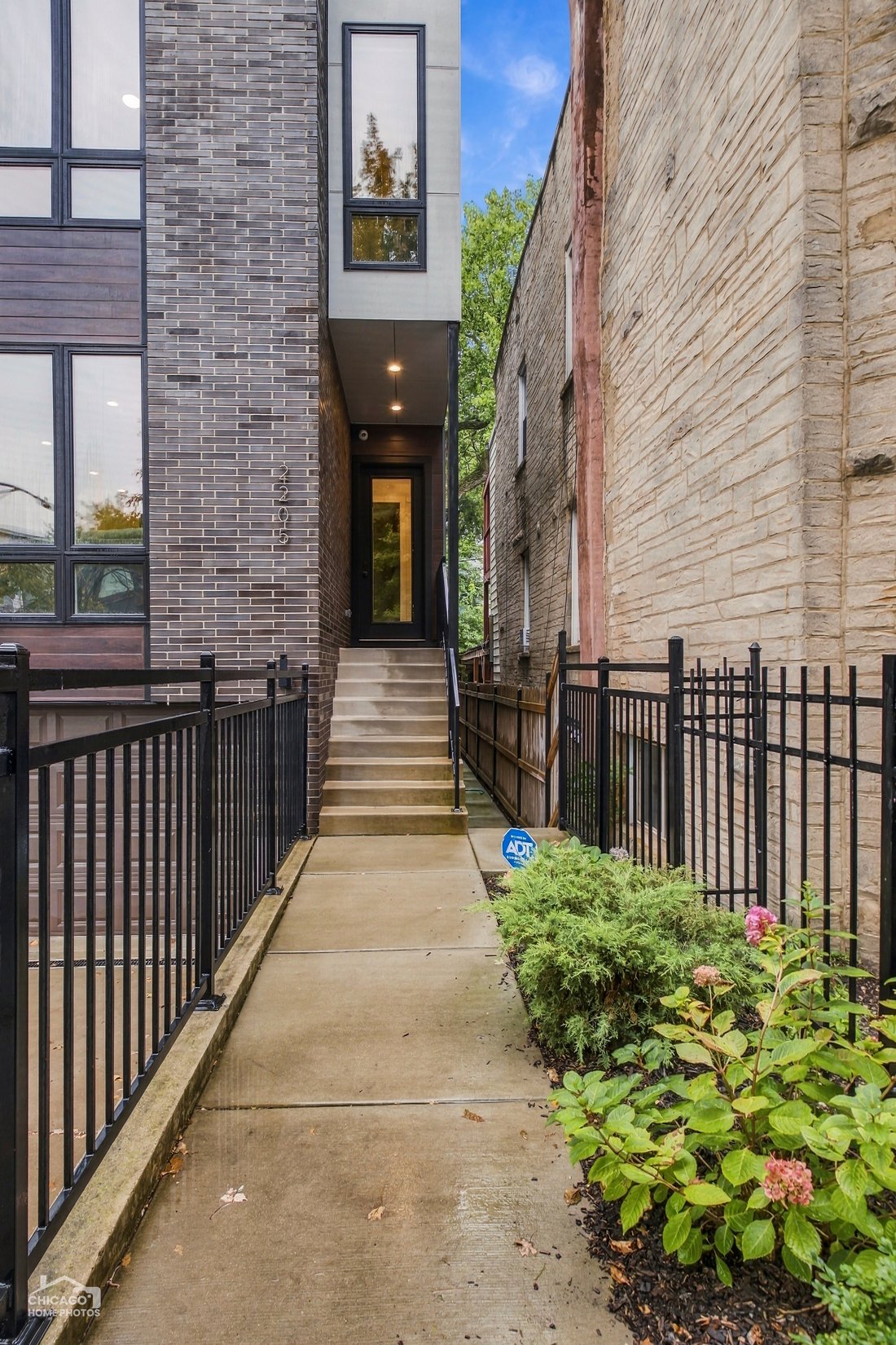 House in Chicago, Illinois, United States 2 - 19019971
