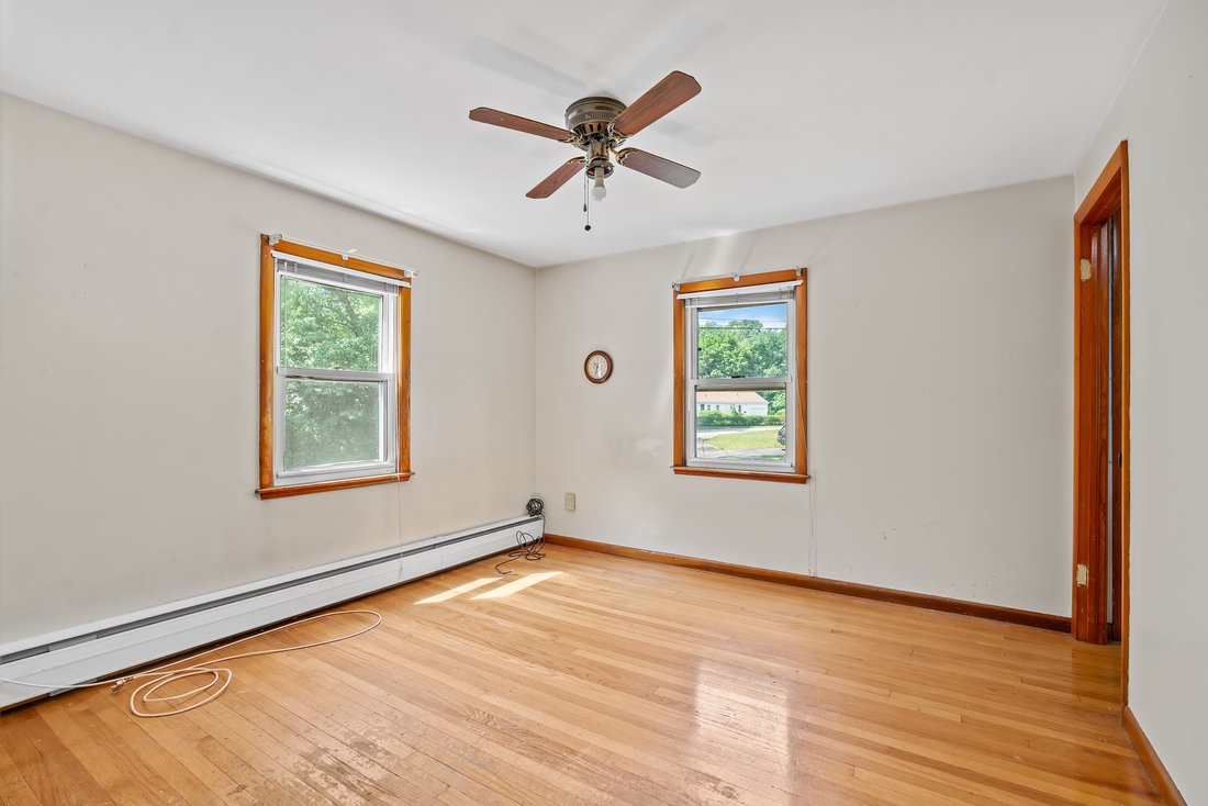 House in Canton, Massachusetts, United States 5 - 19020029