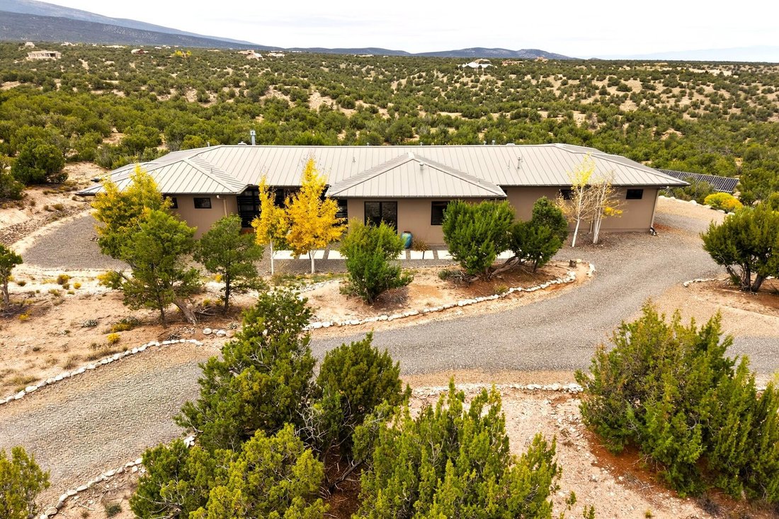 House in Sandia Park, New Mexico, United States 1 - 19020068