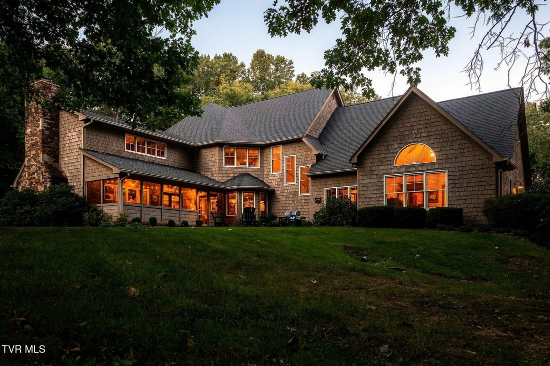 House in Bristol, Tennessee, United States 1 - 19020069
