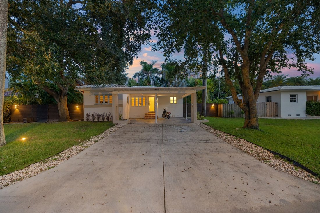 House in Miami, Florida, United States 1 - 19020033