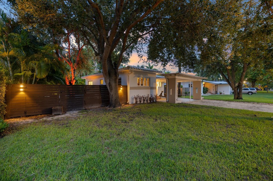 House in Miami, Florida, United States 2 - 19020033
