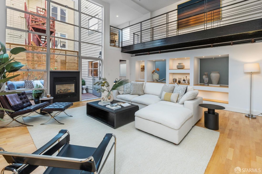 Condo in San Francisco, California, United States 3 - 19020096