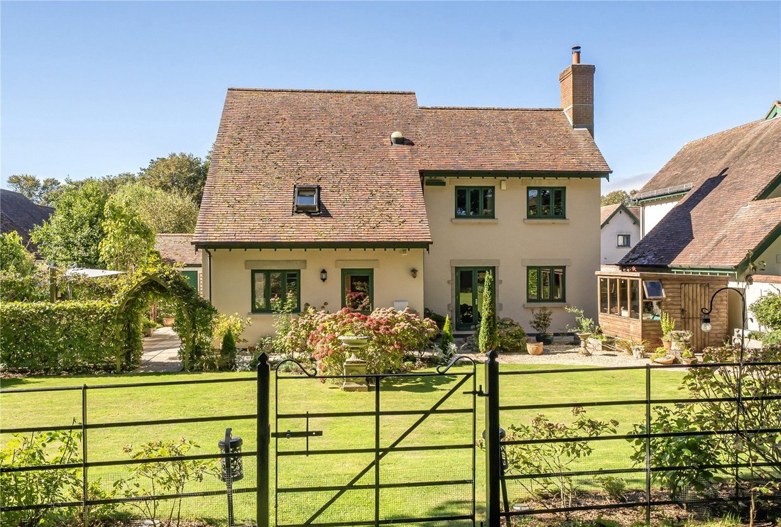 House in Combpyne, England 1 - 19020248