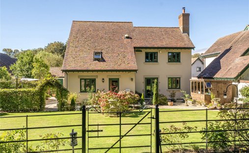 House in Combpyne, England 1