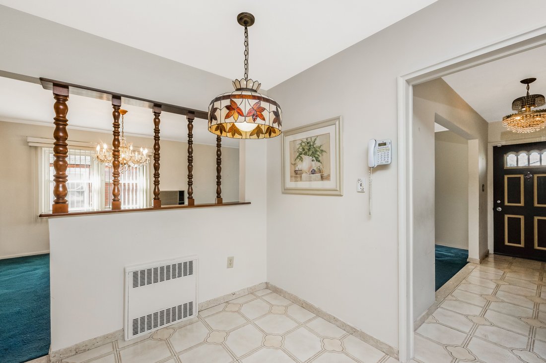House in New York, New York, United States 3 - 19017826