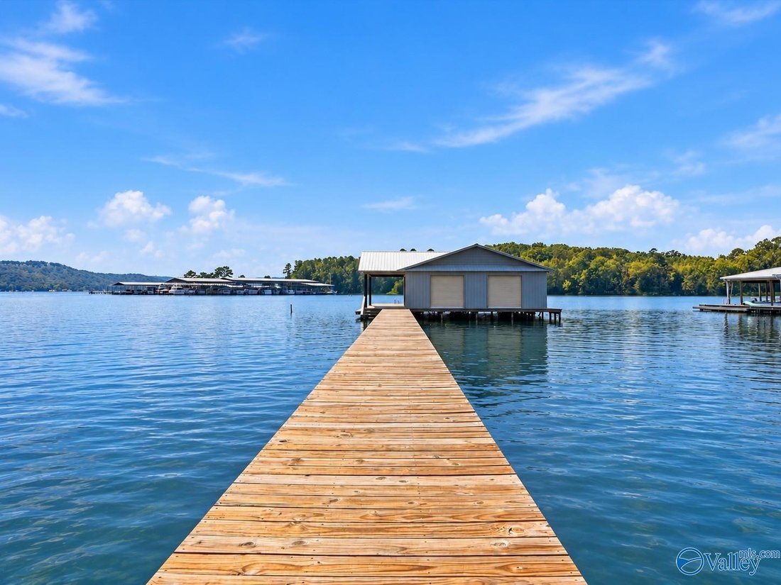 House in Guntersville, Alabama, United States 3 - 19020244