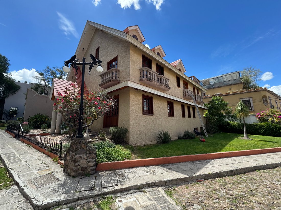 House in San Miguel de Allende, Guanajuato, Mexico 2 - 19020027