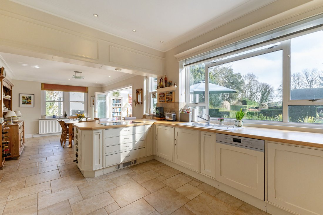 House in Taplow, England 5 - 19020154