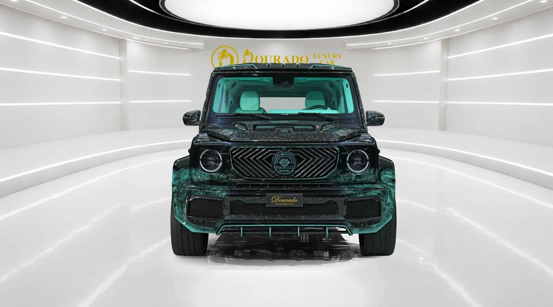 Suv in Dubai, United Arab Emirates 2 - 18990746