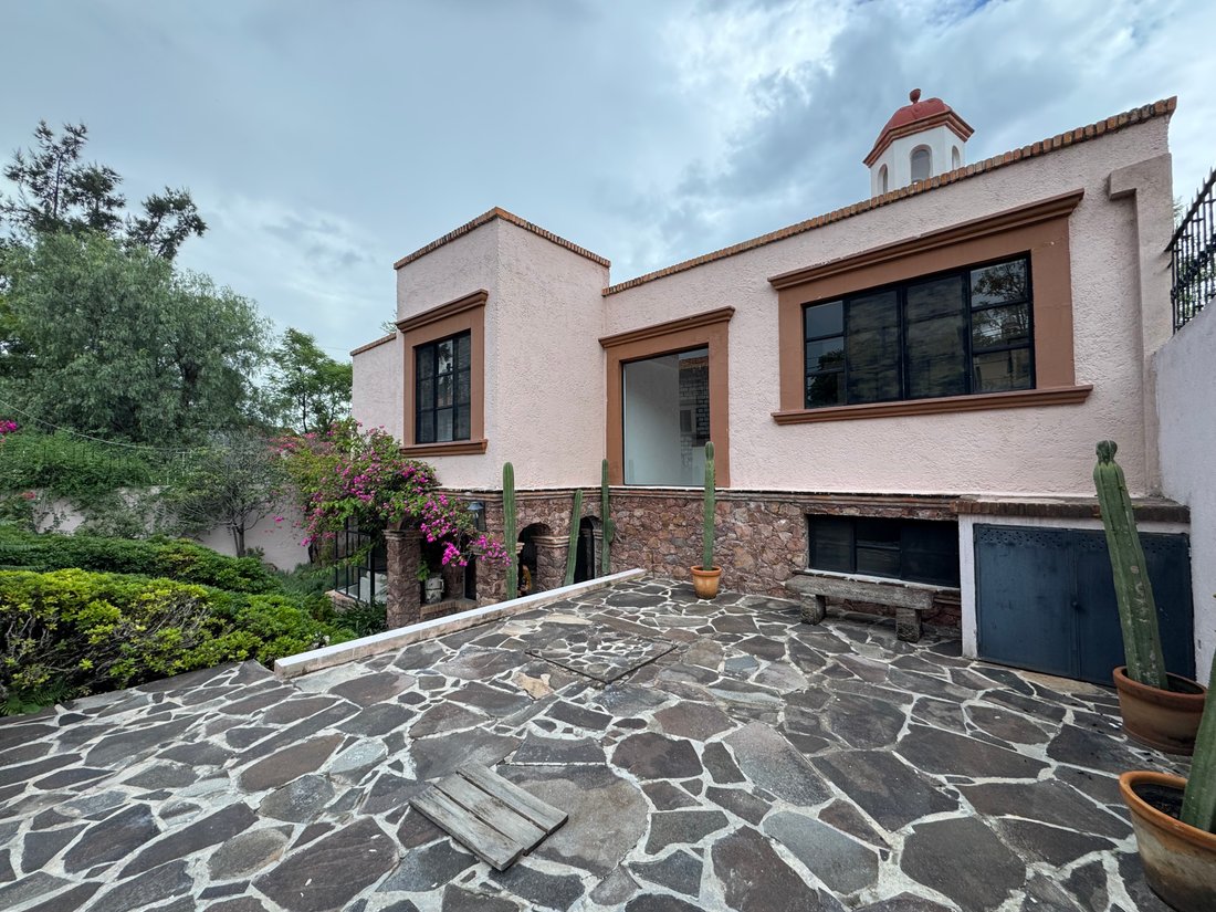 House in San Miguel de Allende, Guanajuato, Mexico 3 - 19022641