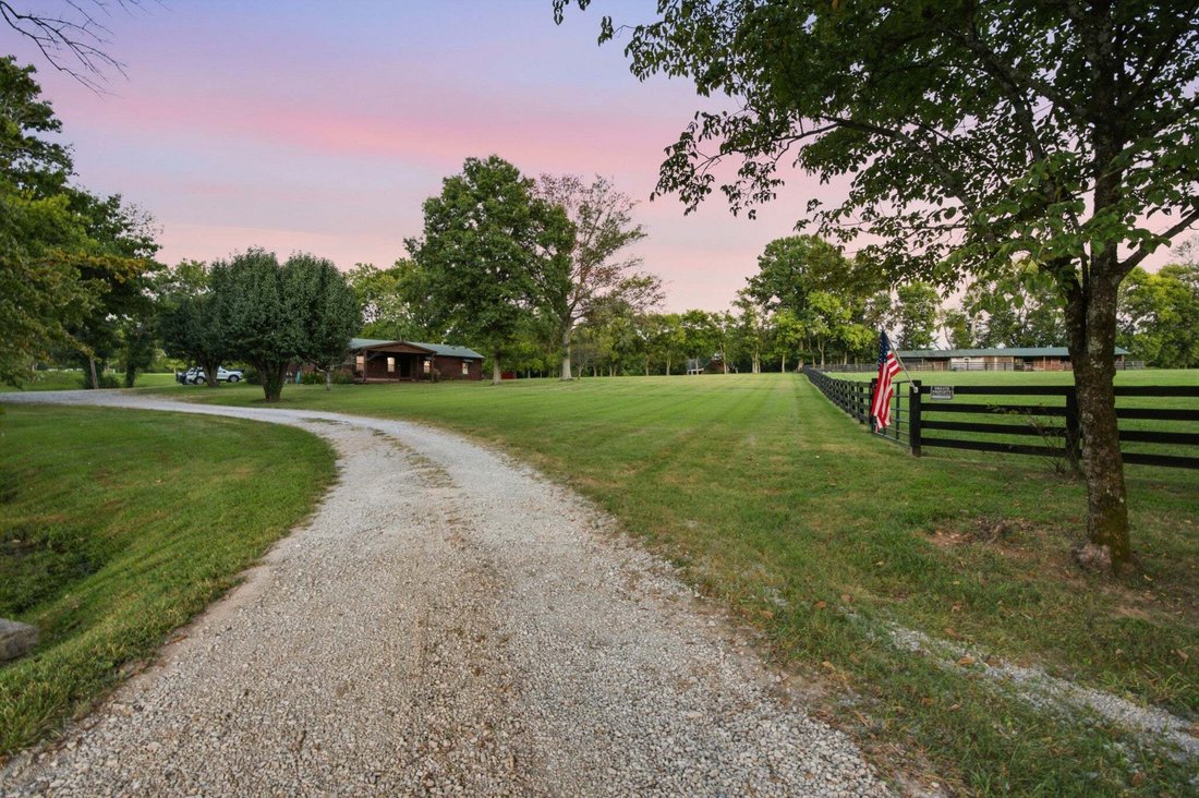 Land in Thompson's Station, Tennessee, United States 2 - 19020769
