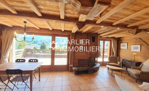 Wohnung in Demi-Quartier, Auvergne-Rhone-Alpen, Frankreich 1