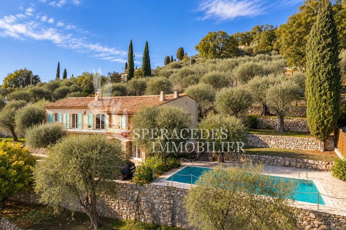 Casa en Cabris, Provenza-Alpes-Costa Azul, Francia 1 - 12486380
