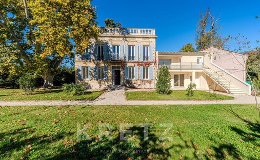 House in Montfavet Centre, Avignon, France 1