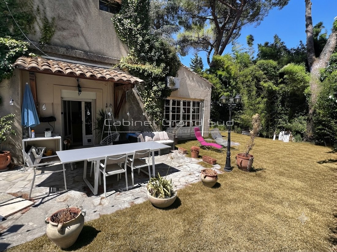 Villa in Hôpitaux-Facultés, Montpellier, France 2 - 19025046