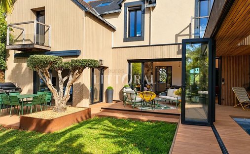 House in Zone Industrielle du Prat, Vannes, France 1