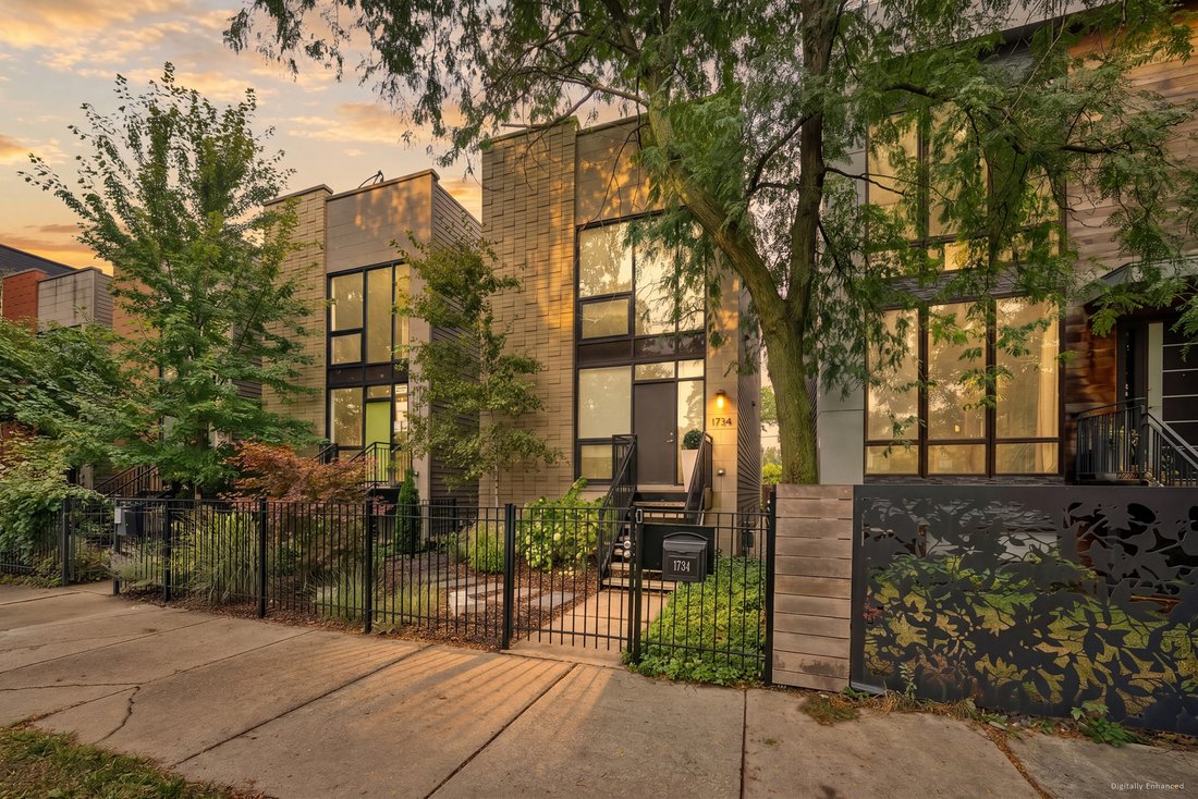 House in Chicago, Illinois, United States 1 - 19022110