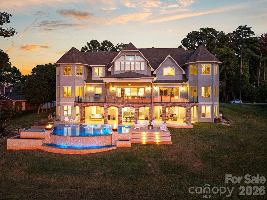 House in Mooresville, North Carolina, United States 5 - 19022385