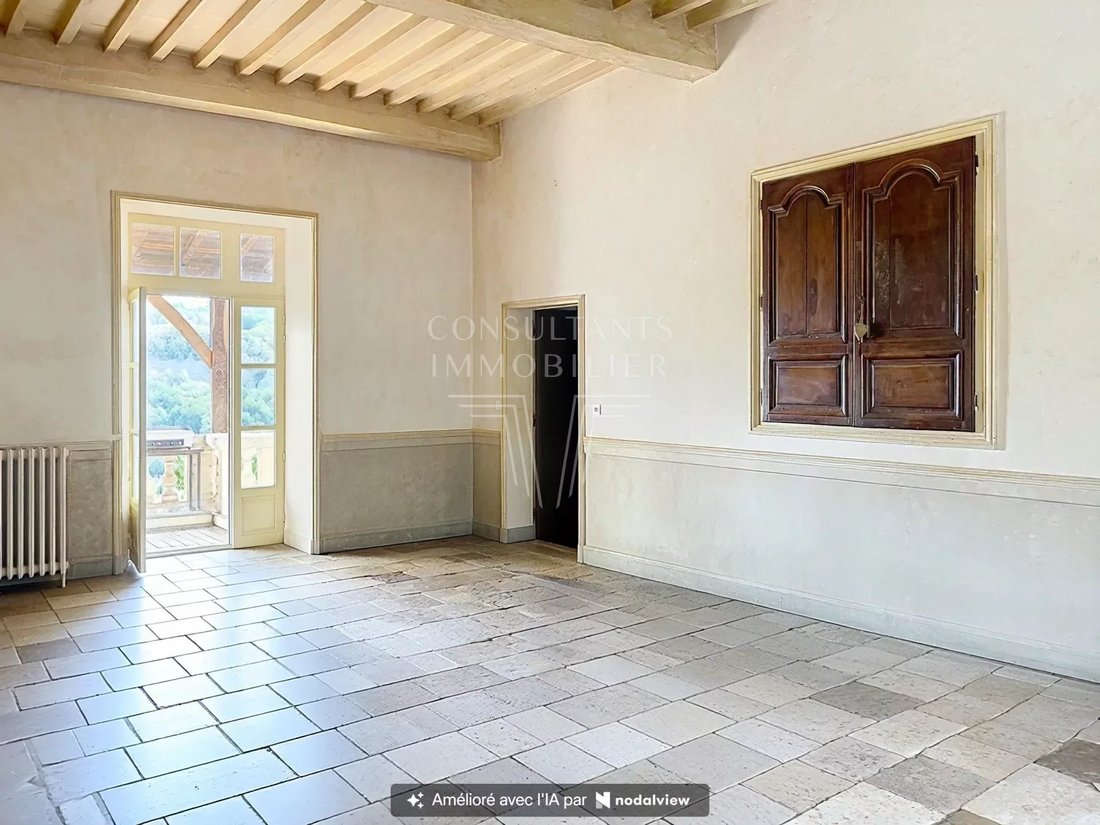 Castillo en Sarlat-la-Canéda, Nueva Aquitania, Francia 5 - 19029477
