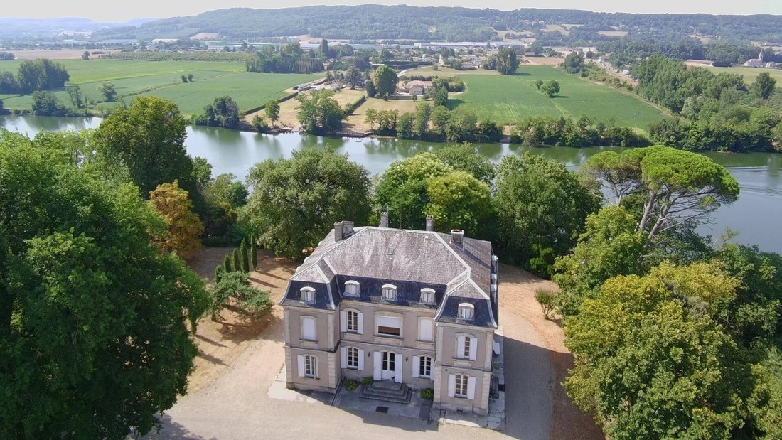 Castello a Santa Caterina, Villeneuve-sur-Lot, Francia 2 - 17024502