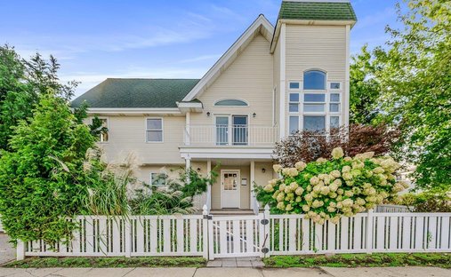 House in Atlantic Beach, New York, United States 1