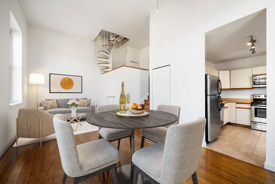 Condo in Boston, Massachusetts, United States 1 - 19028157