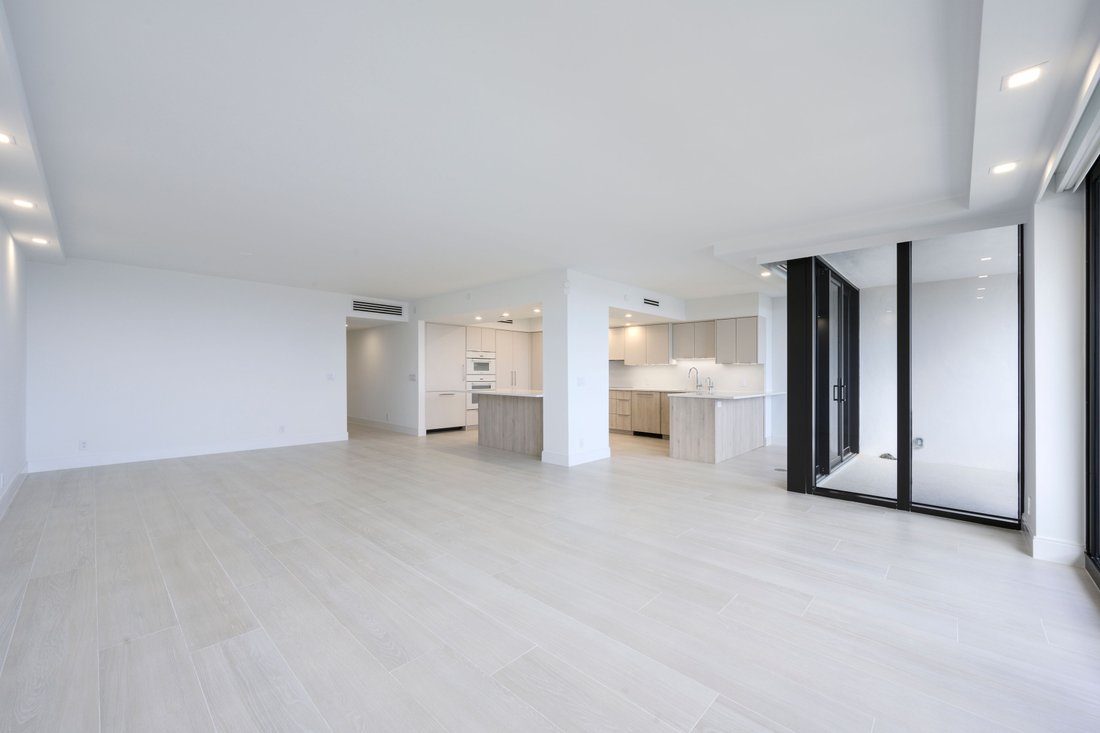 Condo in West Palm Beach, Florida, United States 2 - 19027494