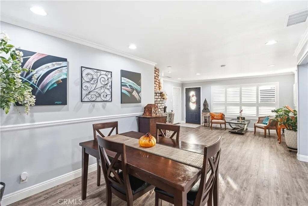 House in Signal Hill, California, United States 3 - 19020974