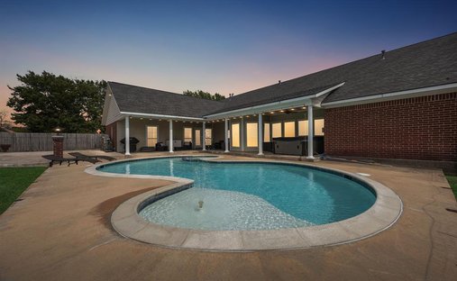 House in Leonard, Texas, United States 1