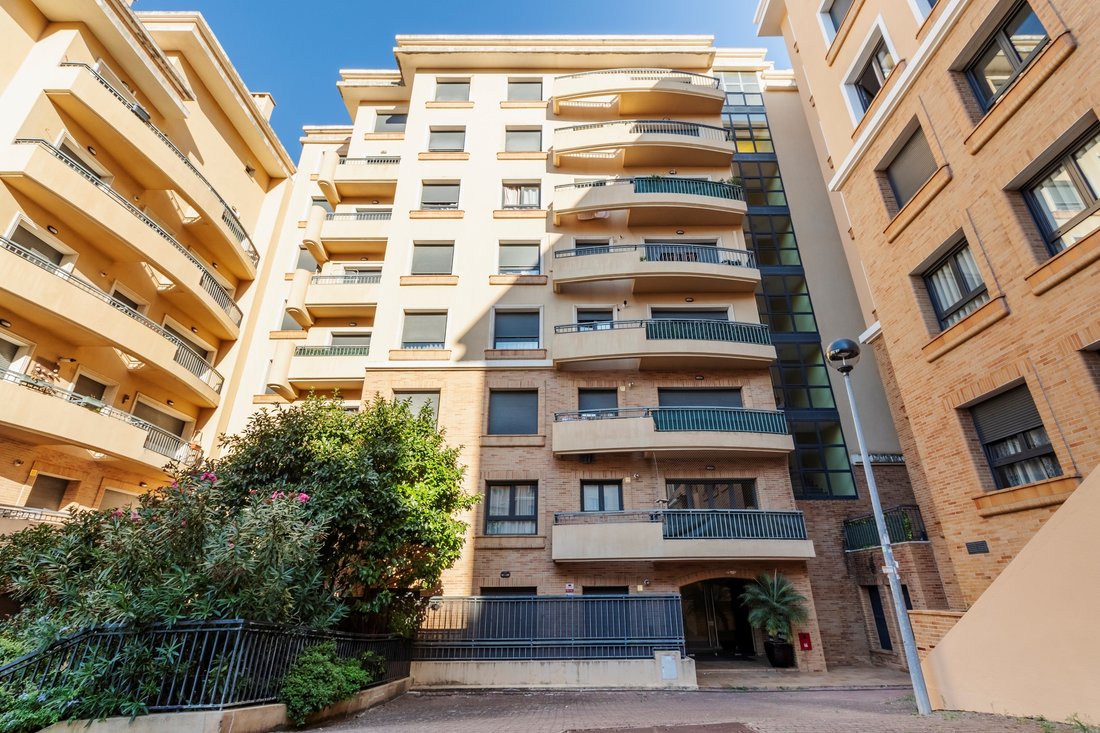 Wohnung in Santo António dos Cavaleiros, Lissabon, Portugal 1 - 19025499