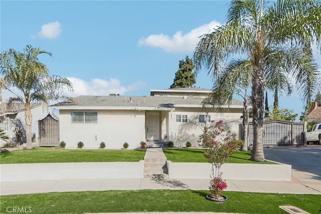 House in Los Angeles, California, United States 2 - 19032000