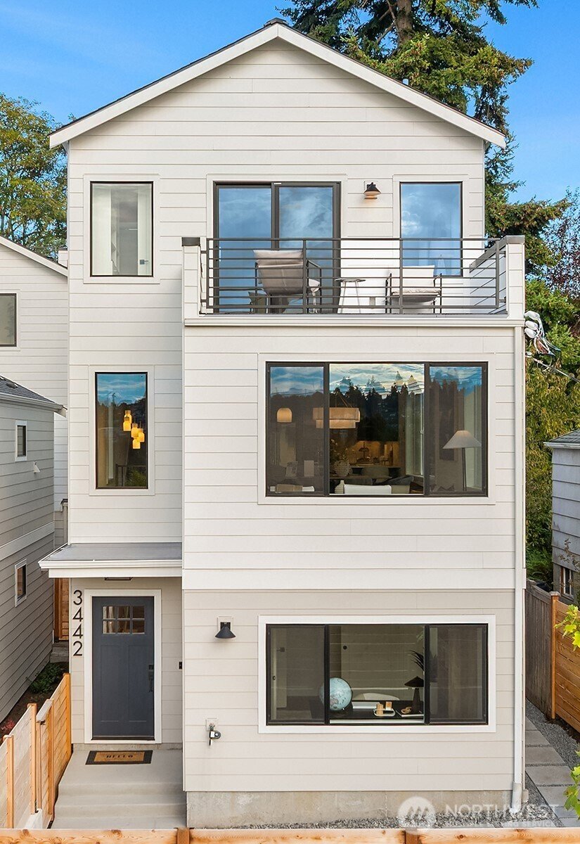 House in Seattle, Washington, United States 1 - 18754025