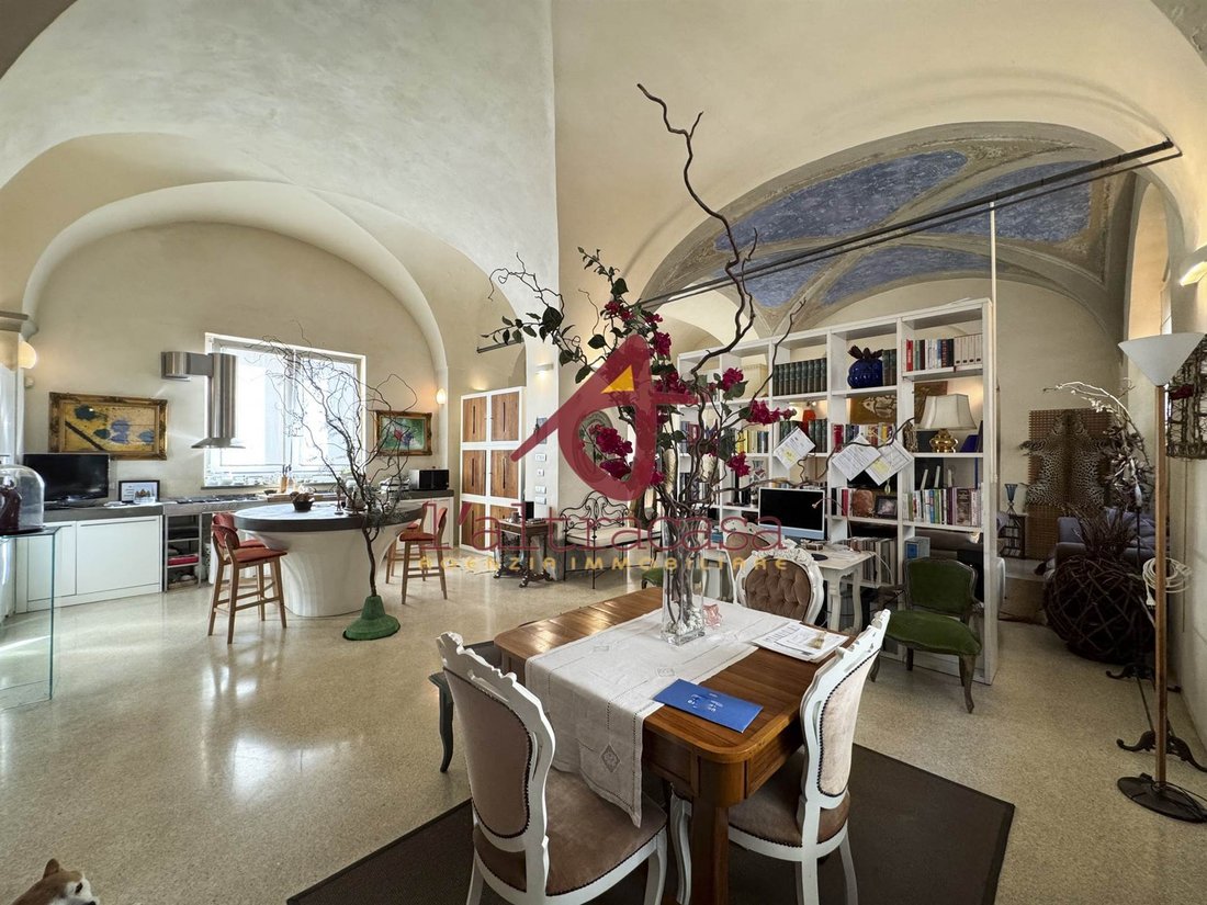 Apartment in Centro Storico, Empoli, Tuscany 3 - 19025097