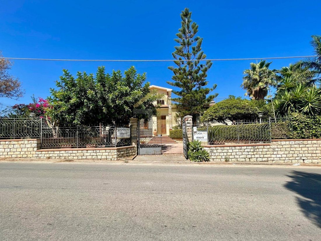 Villa in Castellammare del Golfo, Sicily, Italy 1 - 19026491