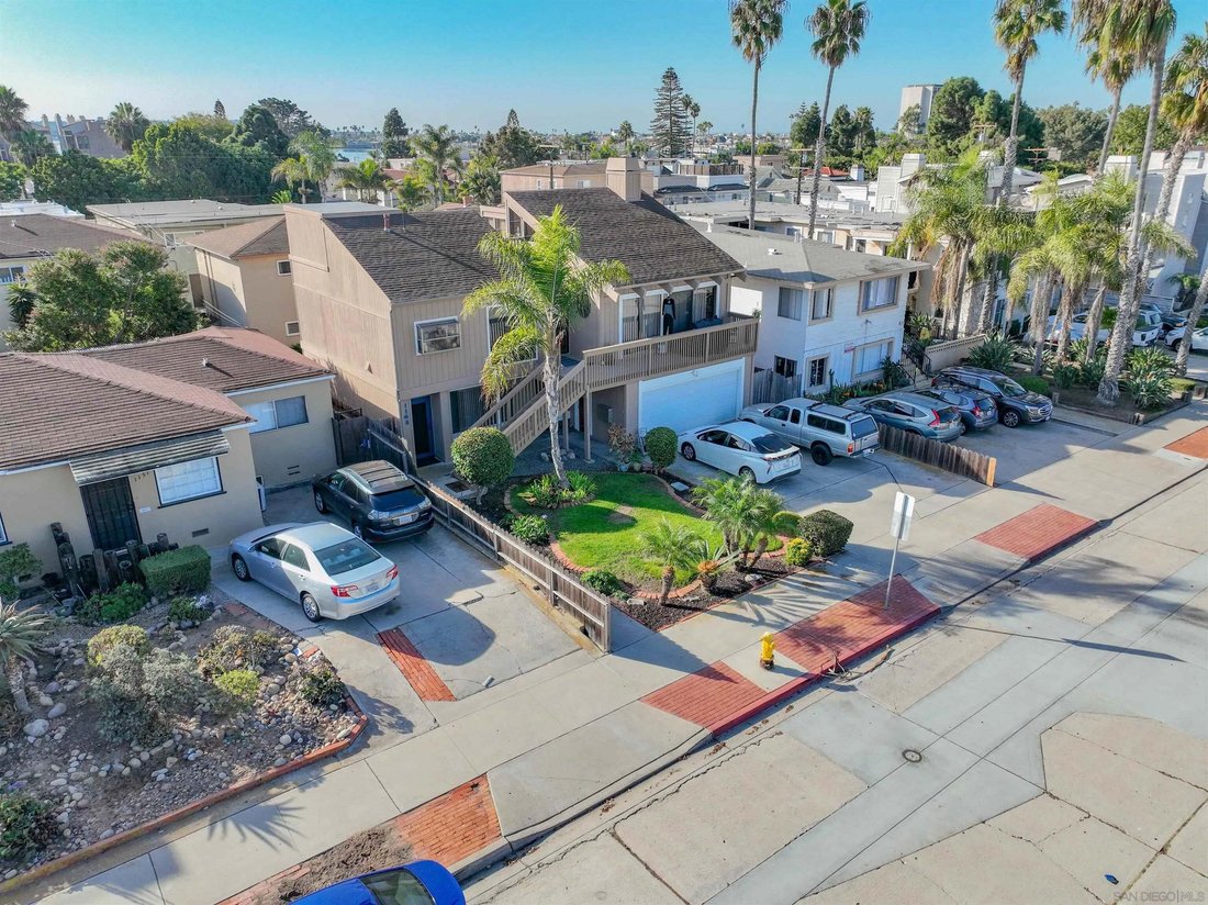 San Diego, California, United States 5 - 19024495